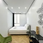 Urbanflat 126 - Grand Parisien Dans Le Centre Paris